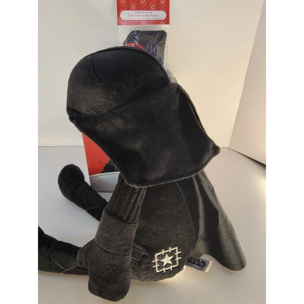 Scentsy Star Wars Darth Vader Buddy Plush w/ Box & Dark Side Force Scent Pak